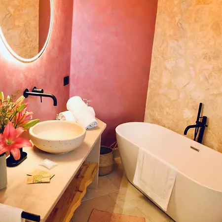 Paradisea Rocco's Taormina