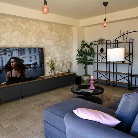 Paradisea Rocco's * Taormina