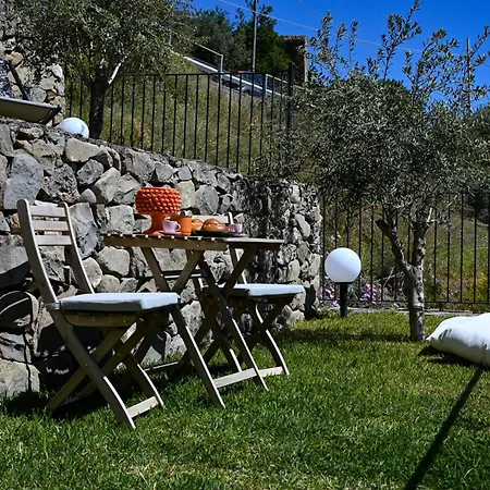 Paradisea Rocco's * Taormina